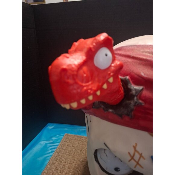 Pirate Dinosaur Skull Halloween Decor Prop. Push His Eyeball He Talks. - Picture 7 of 10